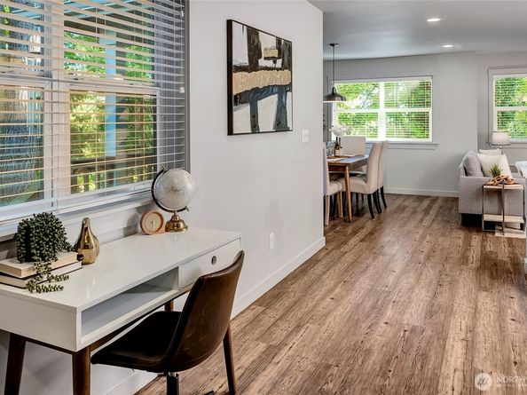 20029 S Danvers Road, Lynnwood WA 98036