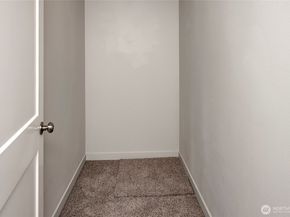 20029 S Danvers Road, Lynnwood WA 98036