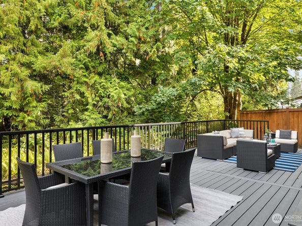 1508 247th Avenue NE, Sammamish WA 98074