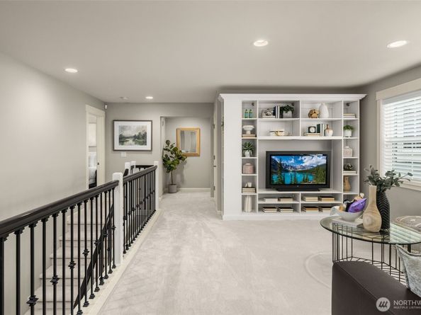 1508 247th Avenue NE, Sammamish WA 98074