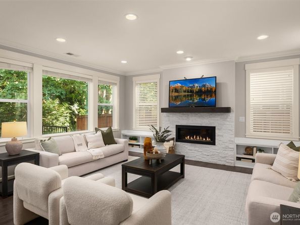 1508 247th Avenue NE, Sammamish WA 98074