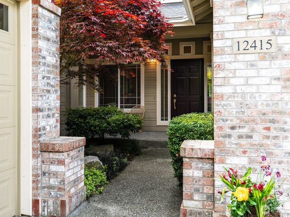 12415 235th Place NE, Redmond WA 98053
