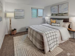 4641 West Lake Sammamish Parkway SE F105, Issaquah WA 98027