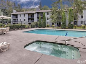 4641 West Lake Sammamish Parkway SE F105, Issaquah WA 98027