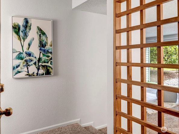 4641 West Lake Sammamish Parkway SE F105, Issaquah WA 98027