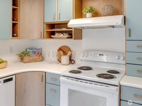 4641 West Lake Sammamish Parkway SE F105, Issaquah WA 98027