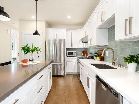 10410 2nd Place SW, Seattle WA 98146