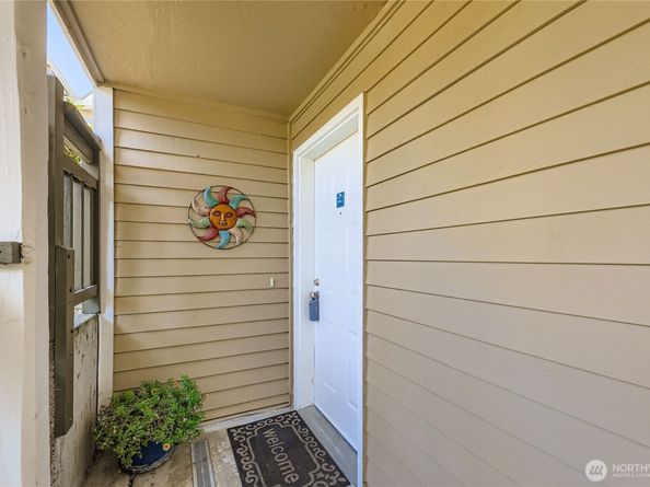 5300 Harbour Pointe Boulevard 305J, Mukilteo WA 98275