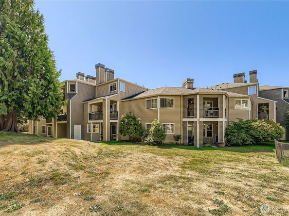 5300 Harbour Pointe Boulevard 305J, Mukilteo WA 98275