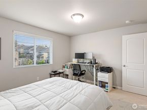 2635 55th Street SE, Auburn WA 98092