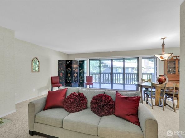 1610 NE 140th Street N3, Seattle WA 98125