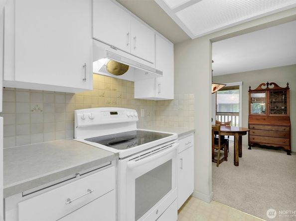 1610 NE 140th Street N3, Seattle WA 98125