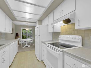 1610 NE 140th Street N3, Seattle WA 98125