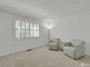 1610 NE 140th Street N3, Seattle WA 98125