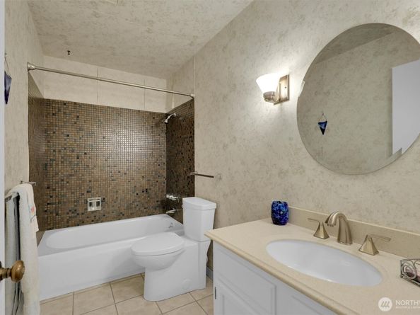 1610 NE 140th Street N3, Seattle WA 98125