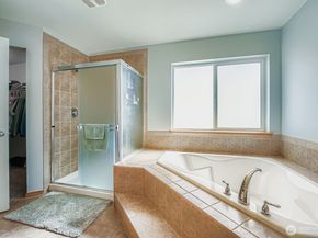 11847 SE 176th Court, Renton WA 98058
