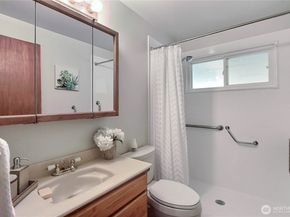12684 SE 161st Street, Renton WA 98058