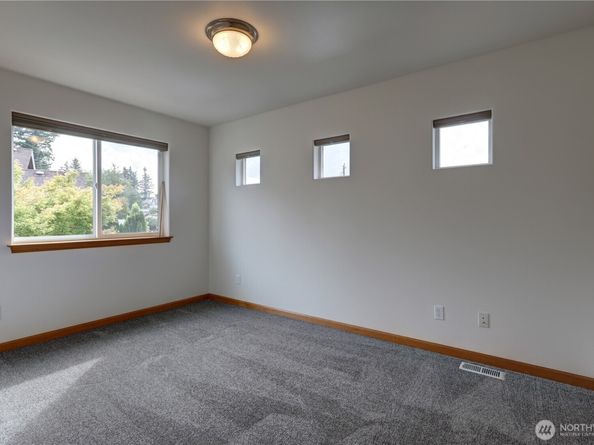 14332 Madison Way, Lynnwood WA 98087