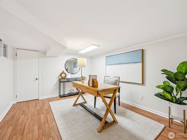 4715 NE 54th Street, Seattle WA 98105