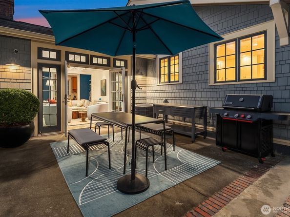 2000 38th Avenue E, Seattle WA 98112