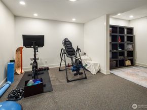 2000 38th Avenue E, Seattle WA 98112
