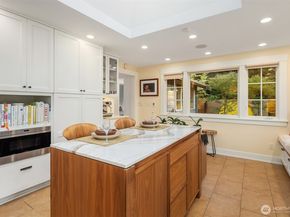 2000 38th Avenue E, Seattle WA 98112