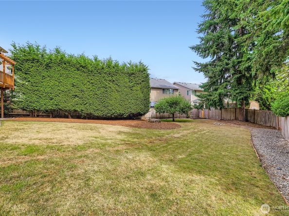 19540 129th Court NE, Bothell WA 98011