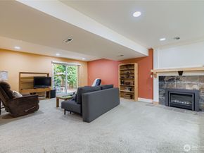 19540 129th Court NE, Bothell WA 98011