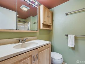 19540 129th Court NE, Bothell WA 98011