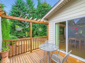 19540 129th Court NE, Bothell WA 98011