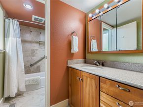19540 129th Court NE, Bothell WA 98011