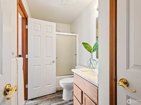 12332 40th Avenue NE, Seattle WA 98125