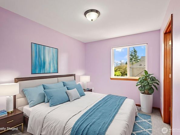 12332 40th Avenue NE, Seattle WA 98125