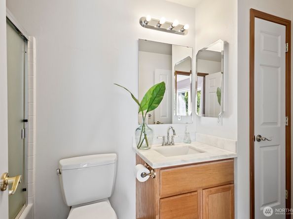 12332 40th Avenue NE, Seattle WA 98125