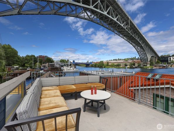 2770 Westlake Avenue N 6, Seattle WA 98109