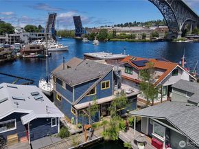 2770 Westlake Avenue N 6, Seattle WA 98109