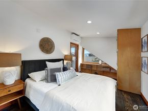 2770 Westlake Avenue N 6, Seattle WA 98109