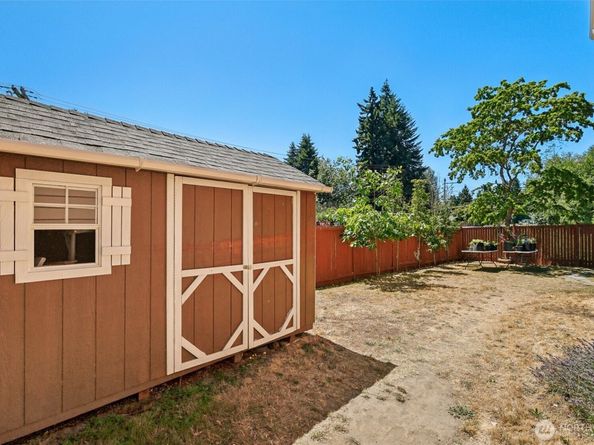 21012 33rd Place W, Lynnwood WA 98036