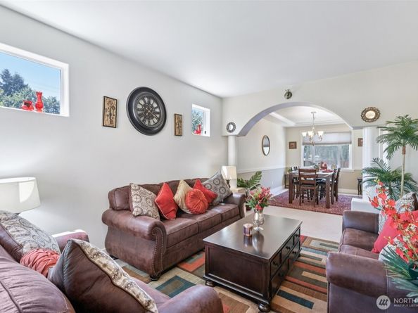 21012 33rd Place W, Lynnwood WA 98036