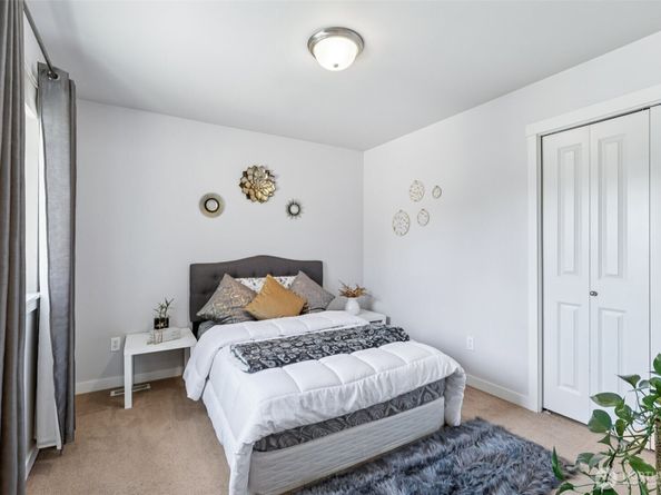 21012 33rd Place W, Lynnwood WA 98036