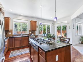 21012 33rd Place W, Lynnwood WA 98036