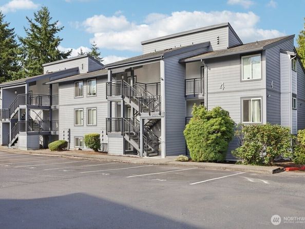 2503 NE 4th Street 424, Renton WA 98056