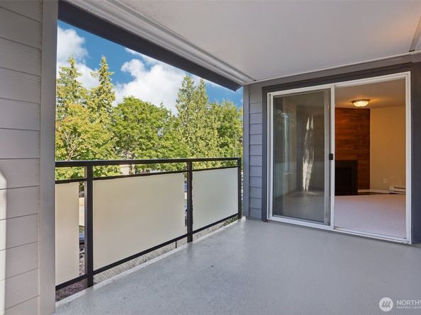 2503 NE 4th Street 424, Renton WA 98056