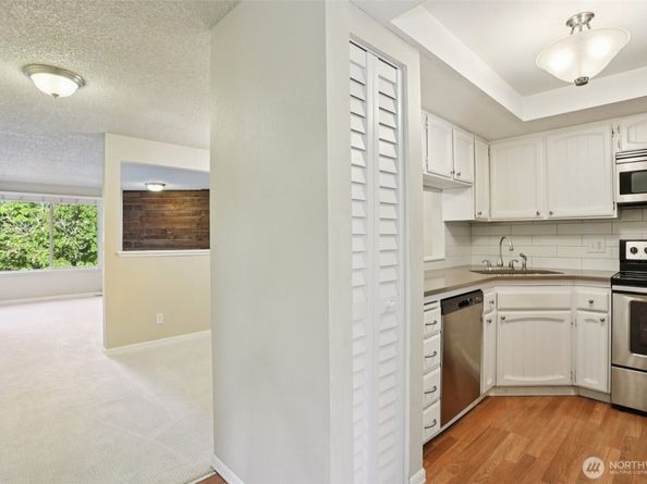 2503 NE 4th Street 424, Renton WA 98056