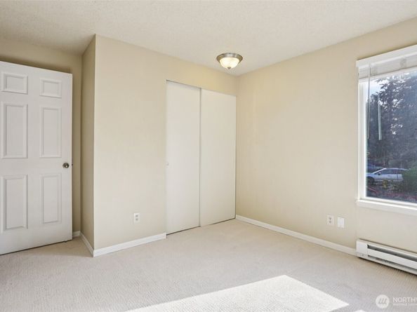 2503 NE 4th Street 424, Renton WA 98056
