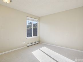 2503 NE 4th Street 424, Renton WA 98056
