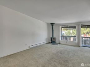 13550 37th Avenue S 37, Tukwila WA 98168