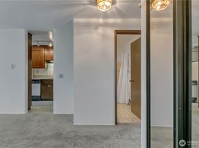 13550 37th Avenue S 37, Tukwila WA 98168