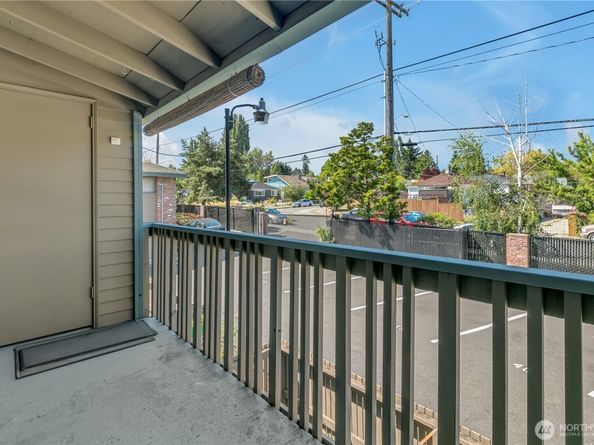 13550 37th Avenue S 37, Tukwila WA 98168