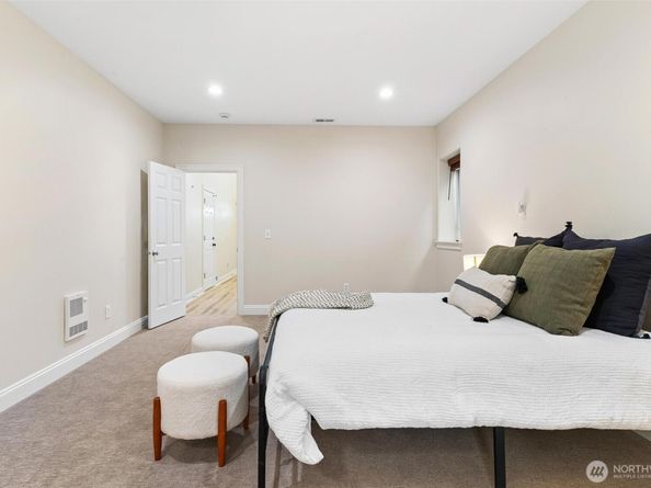 3506 Mill Place S, Renton WA 98055